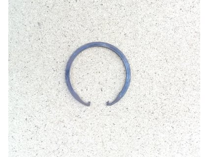 Sicherungsring im Motor für das Lager 6205, 3205