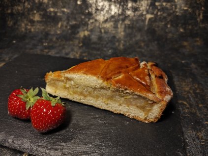 HRUŠKOVÝ KOLÁČ S DROBENKOU 1/12