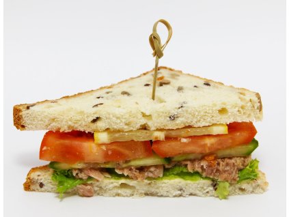 ZAPEČENÝ SENDVIČ S UZENÝM TOFU