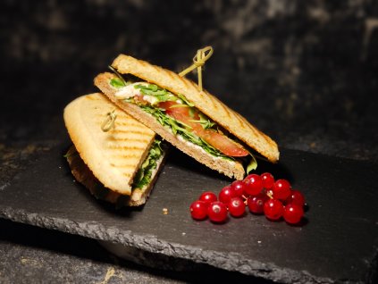 ZAPEČENÝ SENDVIČ CAPRESSE