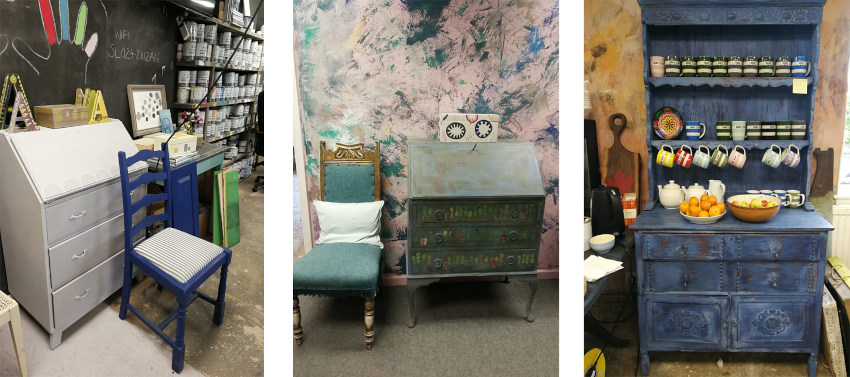 Zrekonštruované kusy nábytku z workshopu: komody, skrinky a stolička premenené kreatívnym maľovaním a dekorovaním.