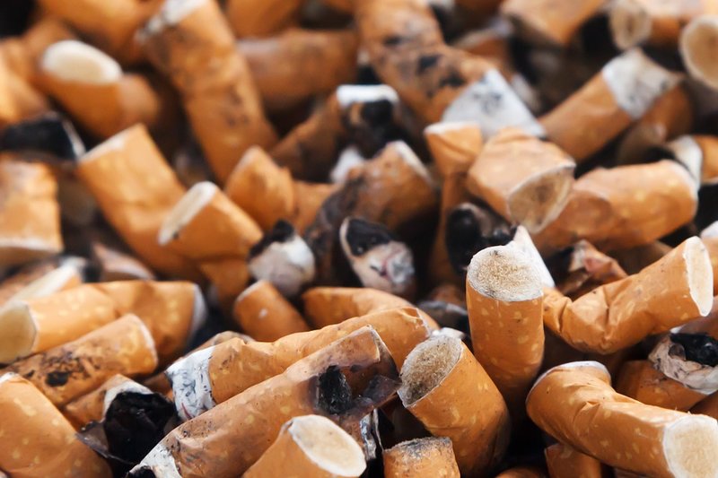 cigarety_a_drazdivy_tracnik