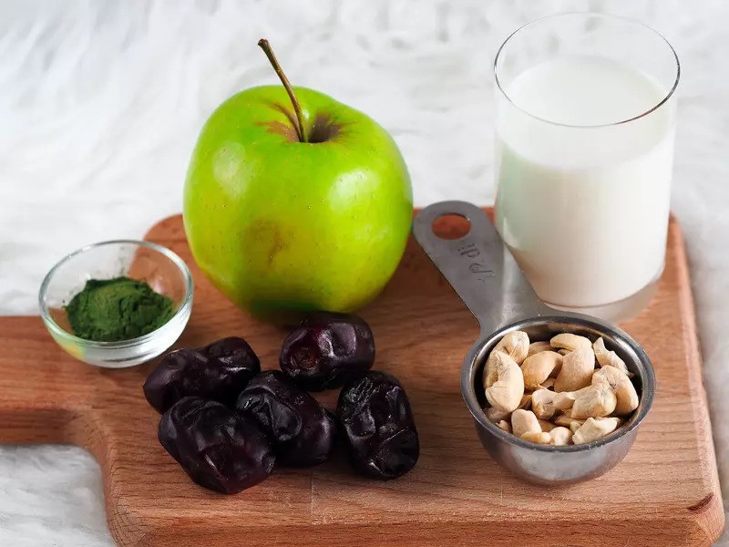 jablecne_smoothie_s_kesu_recept