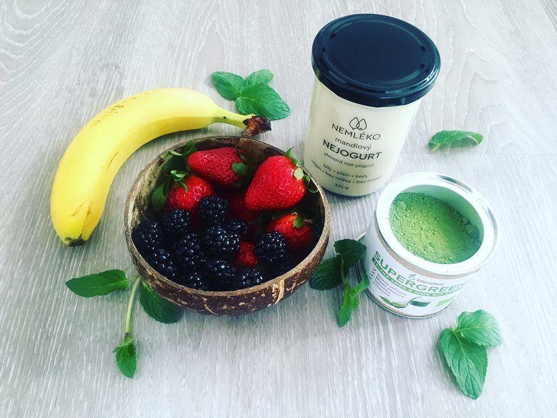 ostruzinova_smoothie_bowl_recept