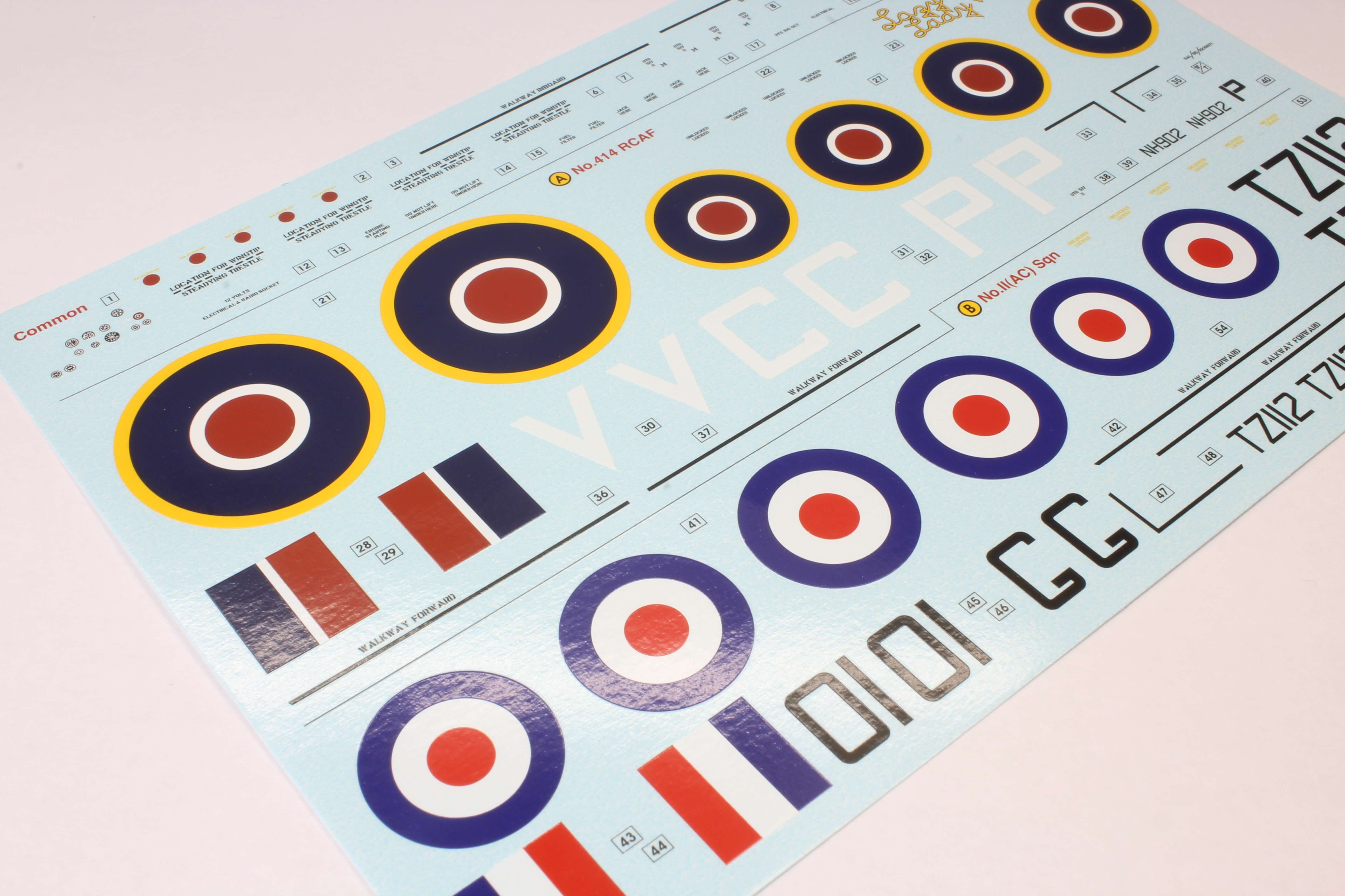 Spitfire FR Mk.XIV, Airfix 1/48  A05135, Obtisky