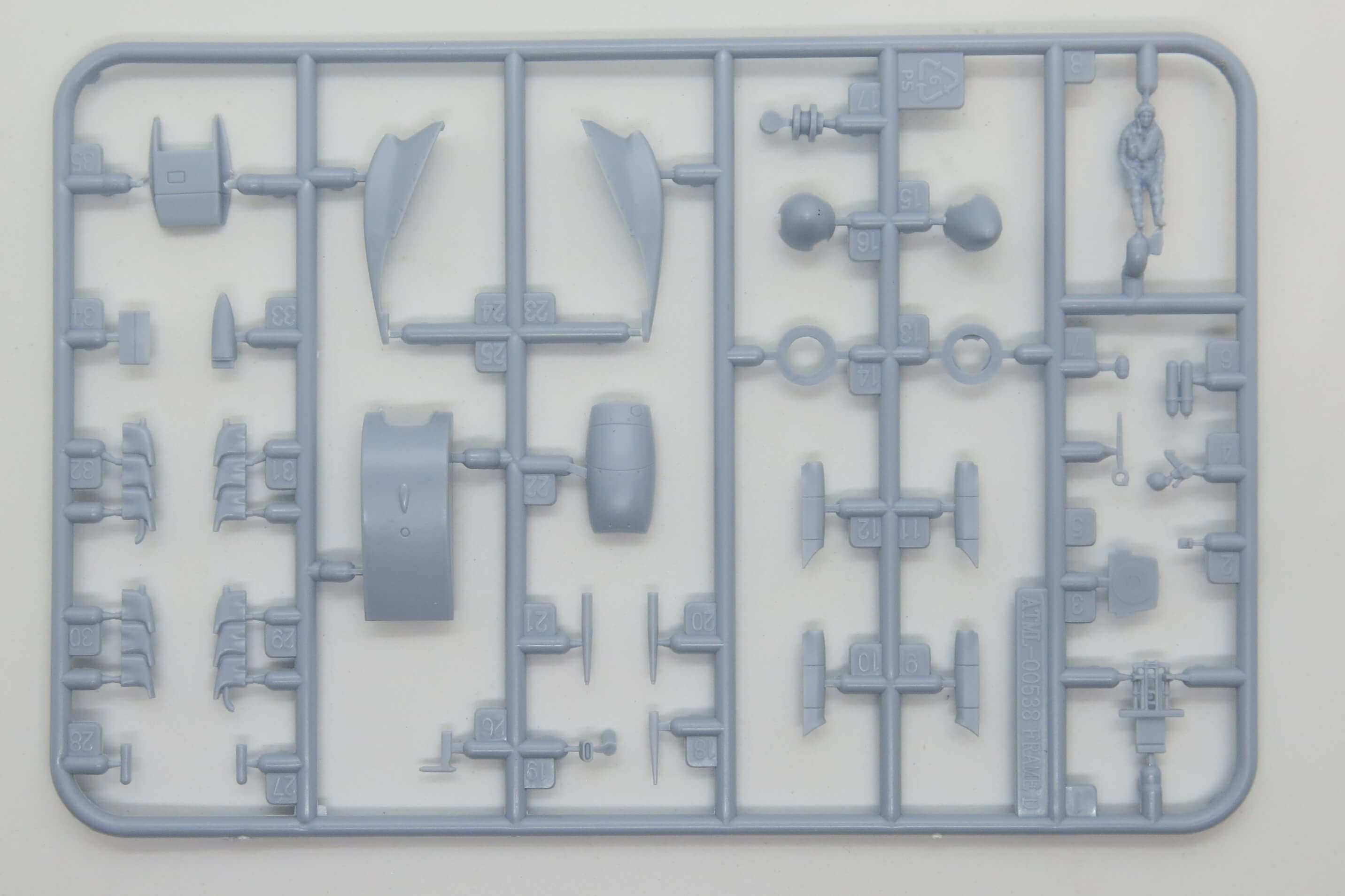 02108 Supermarine Spitfire Mk.Vc Airfix 1/72 – foto 8