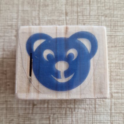 RAZÍTKO silik. na dřevě (medvídek)