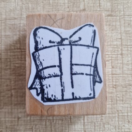 RAZÍTKO silik. na dřevě (dáreček)