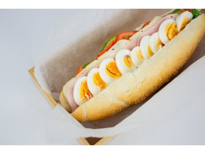 (1/1) Bageta se sýrem, vejcem, šunkou a zeleninou 400 g