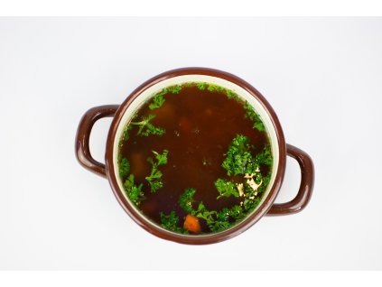 Drůbeží vývar s masem, zeleninou a domácími nudlemi 