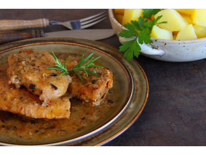 Kuřecí prsní ministeaky v přírodní šťávě