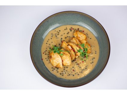 Kuřecí prsní ministeaky v omáčce se zeleným pepřem