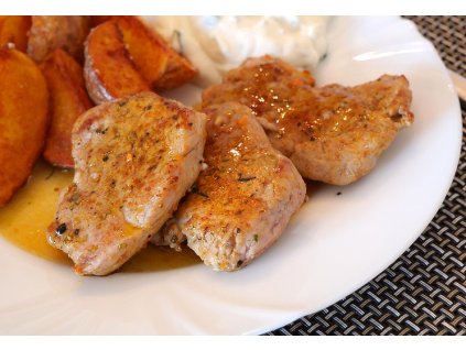 Vepřové ministeaky v přírodní šťávě z vepřové panenky 