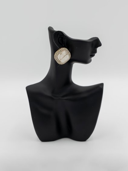 Zlaté náušnice s mramorovým efektom