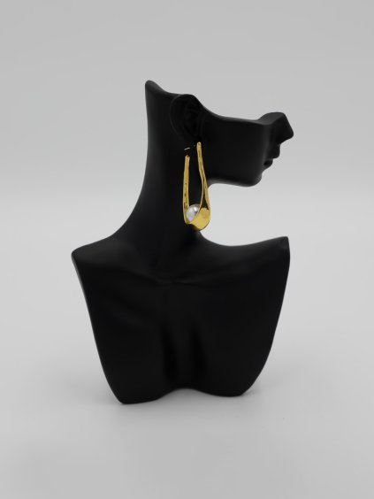 Zlaté visiace náušnice s perlou