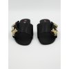 Elegantné čierne šľapky so zlatou ozdobou