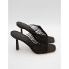Čierne elegantné sandále na podpätku