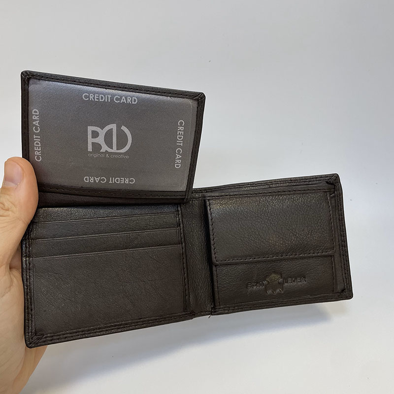 Elegantní malá tmavě hnědá kožená peněženka s unikátním monogramem | BEORIGINAL