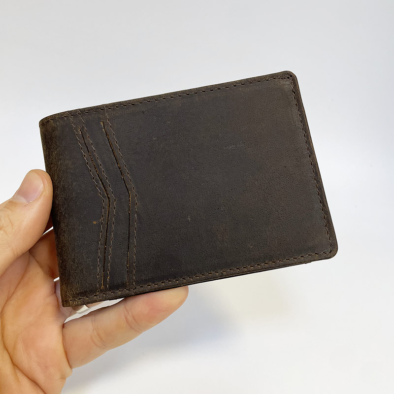 Kožená peněženka DOLAROVKA s monogramem – malá a praktická