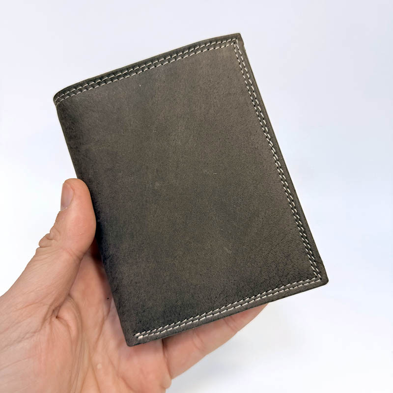 Pánská kožená peněženka Tiger Leather tmavě hnědá na výšku bez zapínání | Pravá kůže, monogram, laserová personalizace
