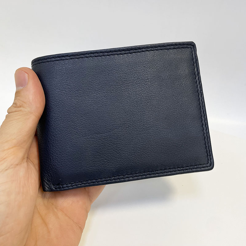 Modrá pánská kožená peněženka BEORIGINAL s monogramem, textem nebo fotkou