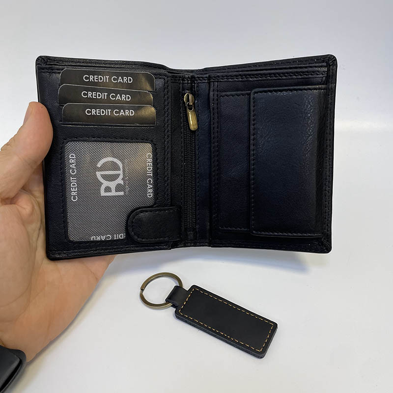Pánský kožený set – peněženka a klíčenka s monogramem či fotkou