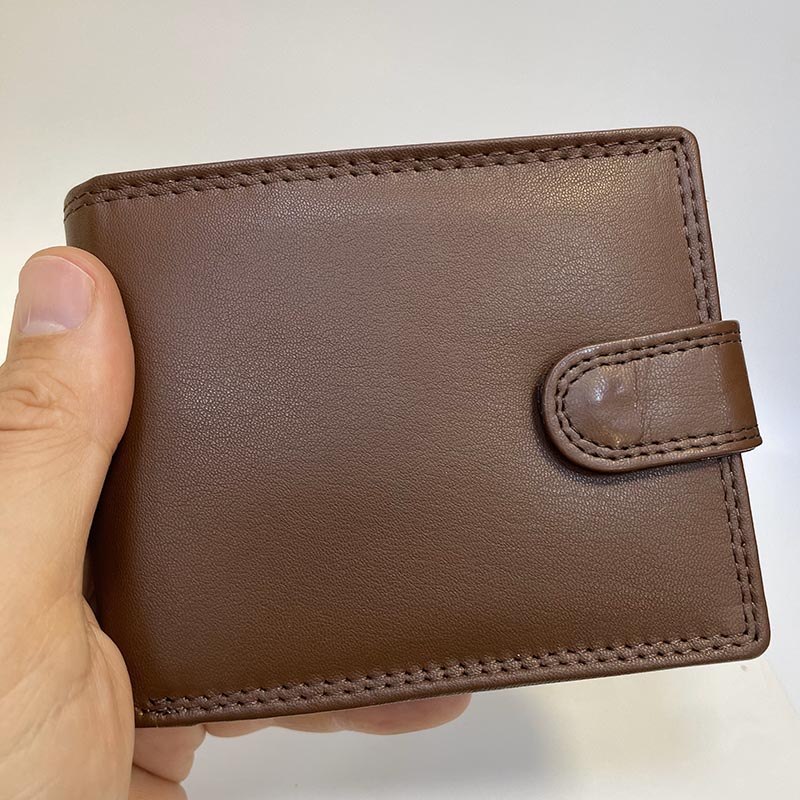Pánská NAPPA kožená peněženka RFID BEORIGINAL se zapínáním a monogramem