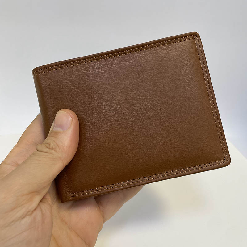 Pánská kožená peněženka BEORIGINAL Leather SOFT hnědá s RFID ochranou a monogramem | Měkčená pravá kůže