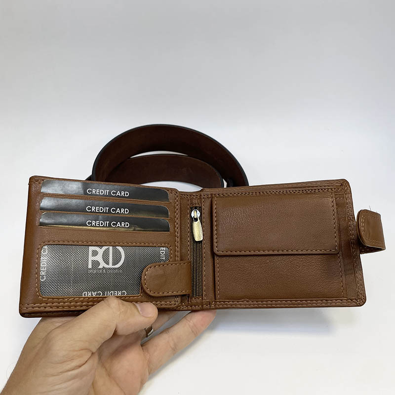 Pánský světle hnědý kožený set NAPPA – peněženka se zapínáním a pásek s monogramem