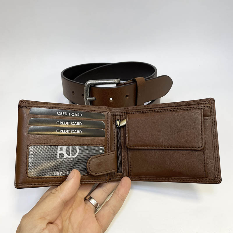 Stylový hnědý pánský set NAPPA – peněženka bez zapínání + pásek s monogramem