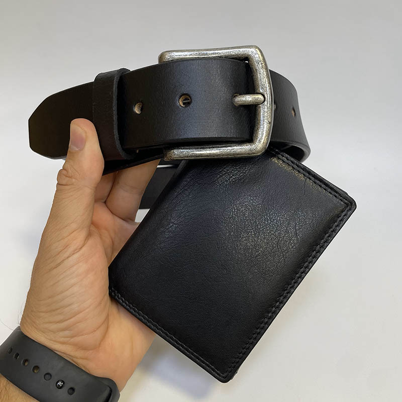 Pánský černý kožený set NAPPA – pásek a peněženka bez zapínání s monogramem