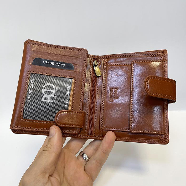 Pánská hnědá kožená peněženka Ricardo Leather RFID se zapínáním a personalizací