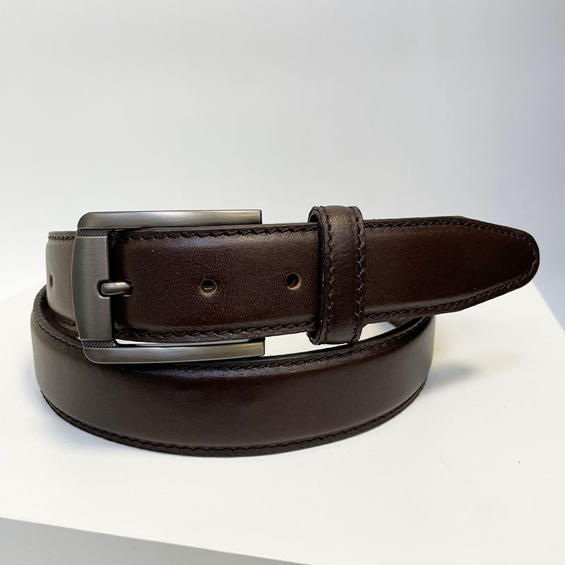Luxusní kožený pásek s monogramem