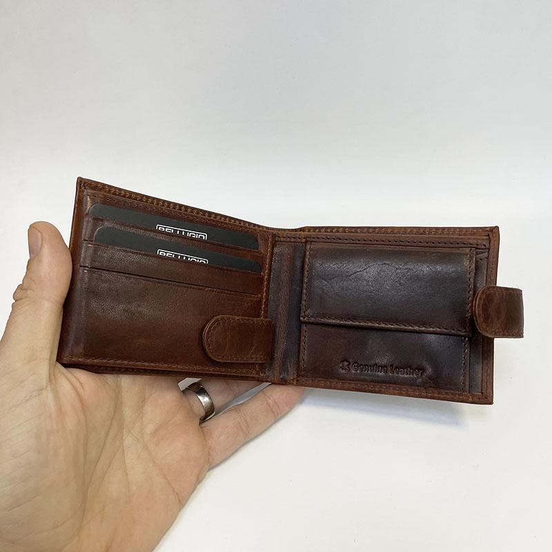 Menší pánská kožená peněženka Bellugio s monogramem a RFID ochranou