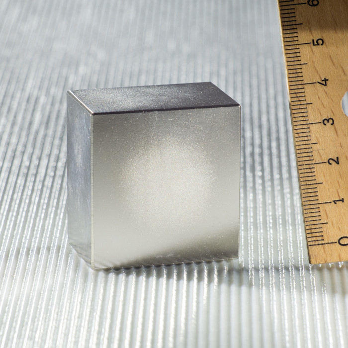 neodymovy-magnet-hranol-25x38x40-n