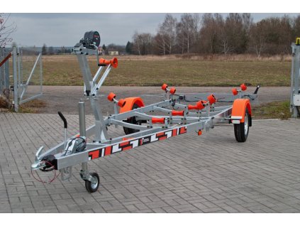 Príves na loď Thomas BT 1300L 1300kg