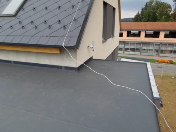 Izolace z PVC fólie ALKORPLAN 35 176 (barevná), včetně zateplení