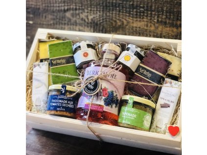 Debnička Woman s Berkshire Ginom