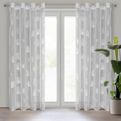 62683 biela zaclona so striebornou potlacou helga na kovovych kruzkoch 140x260 cm
