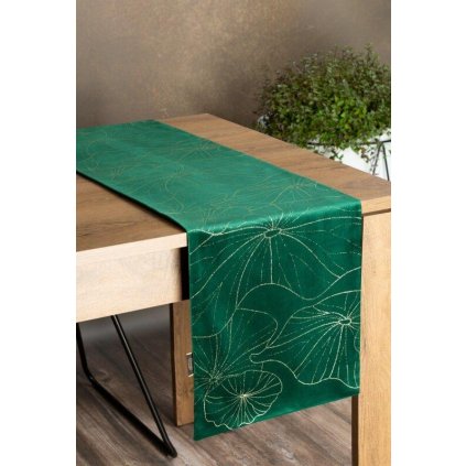 73236 zeleny zamatovy behun na stol blink18 s kvetinovym vzorom 35x140 cm