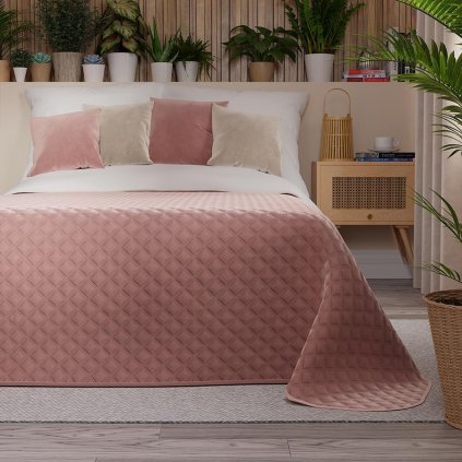 75417 tmavoruzovy zamatovy prehoz na postel velvi 170x210 cm