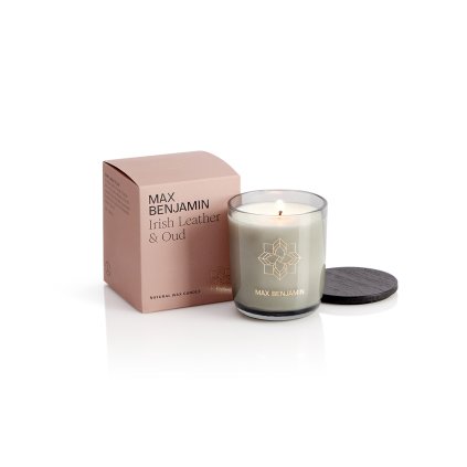 MAX BENJAMIN SVIEČKA IRISH LEATHER&OUD