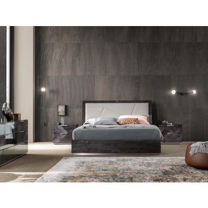 Moderná elegantná spálňa RIVIERA