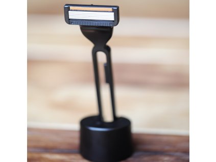 31548 darkova sada titan cerny holici strojek s podstavcem a nahradni hlavici ve stylove krabicce