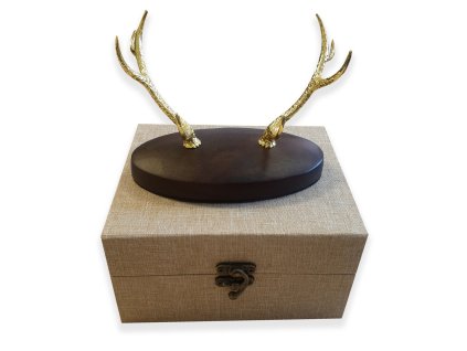 26223 5 stylovy dreveny stojan na noze hnedy se zlatymi parohy