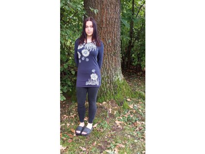 Triko šatové s dlouhým rukávem tmavé modré s motivem bílé květiny