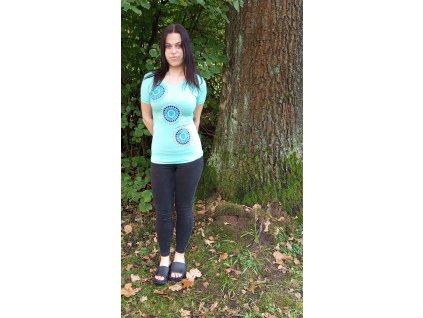 Tričko s krátkým rukávem barva mentol, motiv modrobílé mandalky