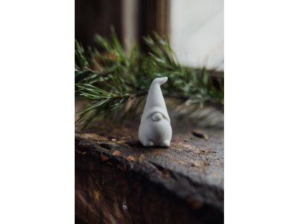Malý keramický skřítek - bílý, 2,5 x 5 cm