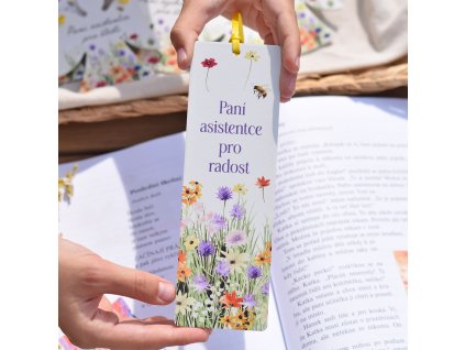 Dřevěná záložka Barevná louka - Paní asistentce