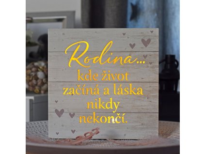 LED cedule Rodina - láska nikdy nekončí.